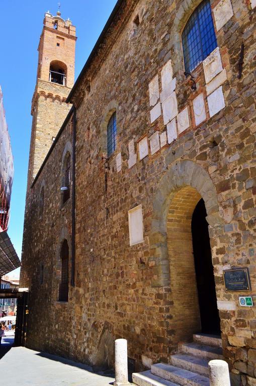 Affittacamere La Torre Montalcino Exterior foto